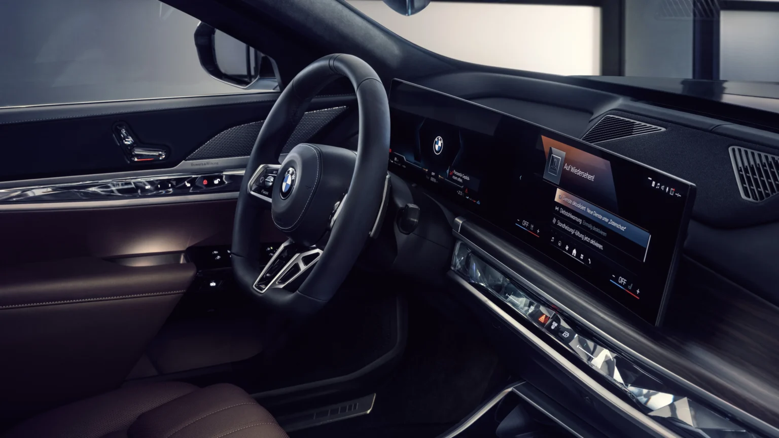 2023 BMW i7 Protection Interior Image 4