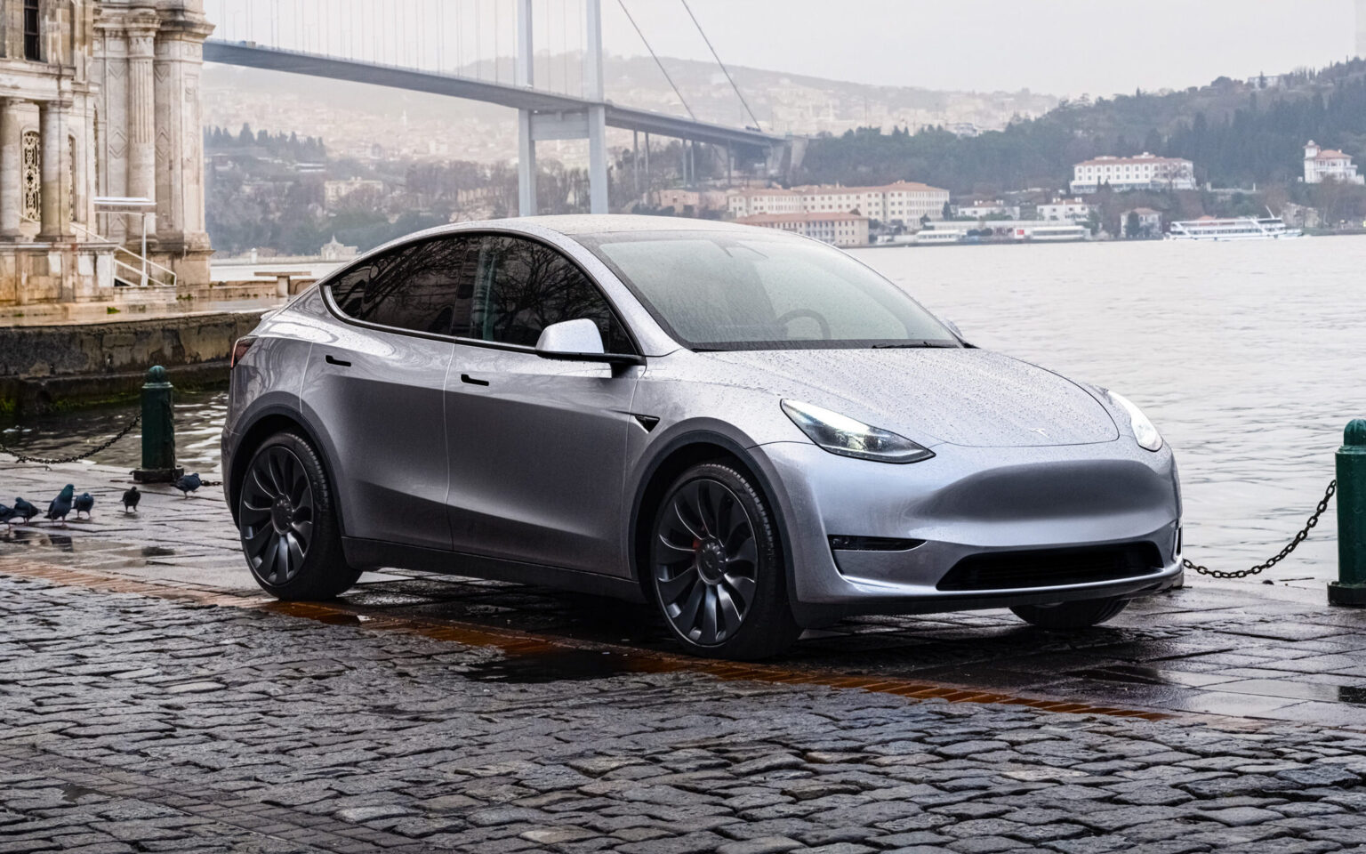 2023 Tesla Model Y The Best 7 Seater Electric SUV Exterior Image 4