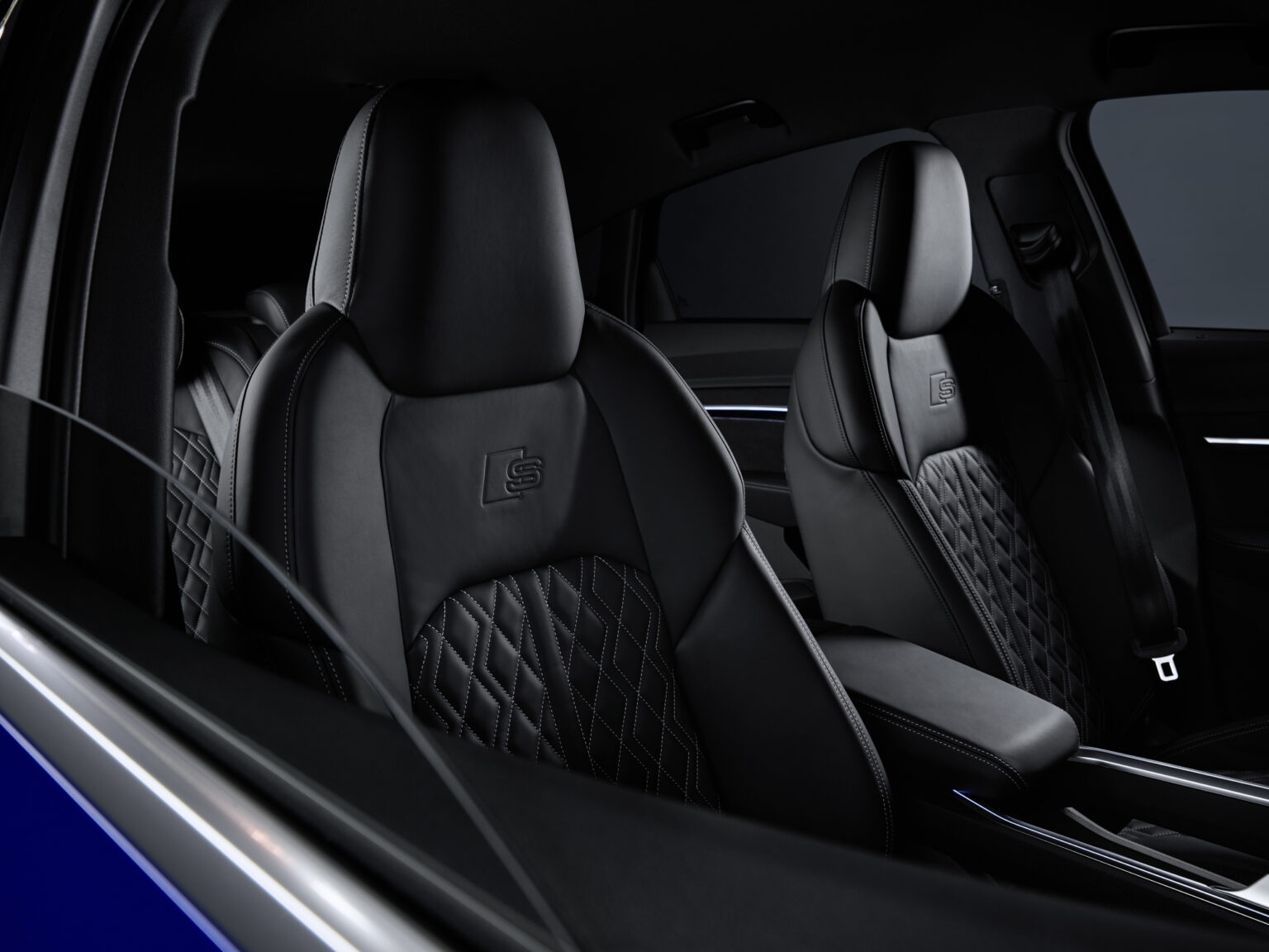 2024 Audi SQ8 Sportback e-tron Interior Image 4