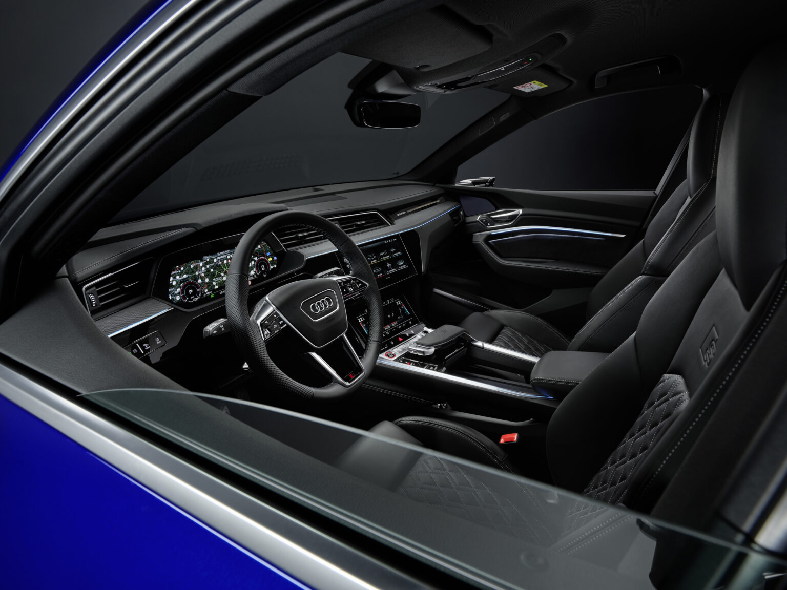 2024 Audi SQ8 Sportback e-tron Interior Image 2
