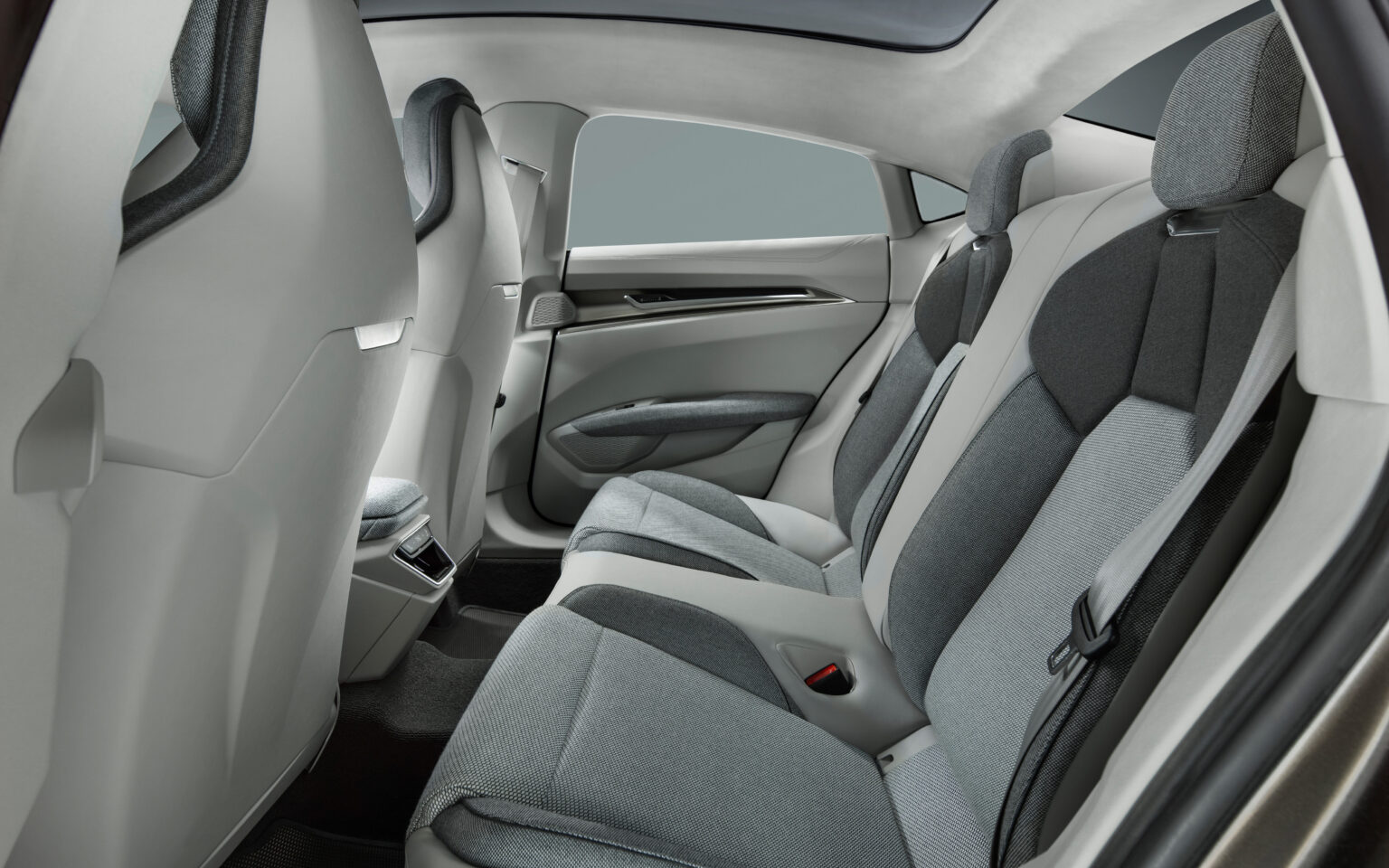 2024 Audi e-tron GT Interior Image 5