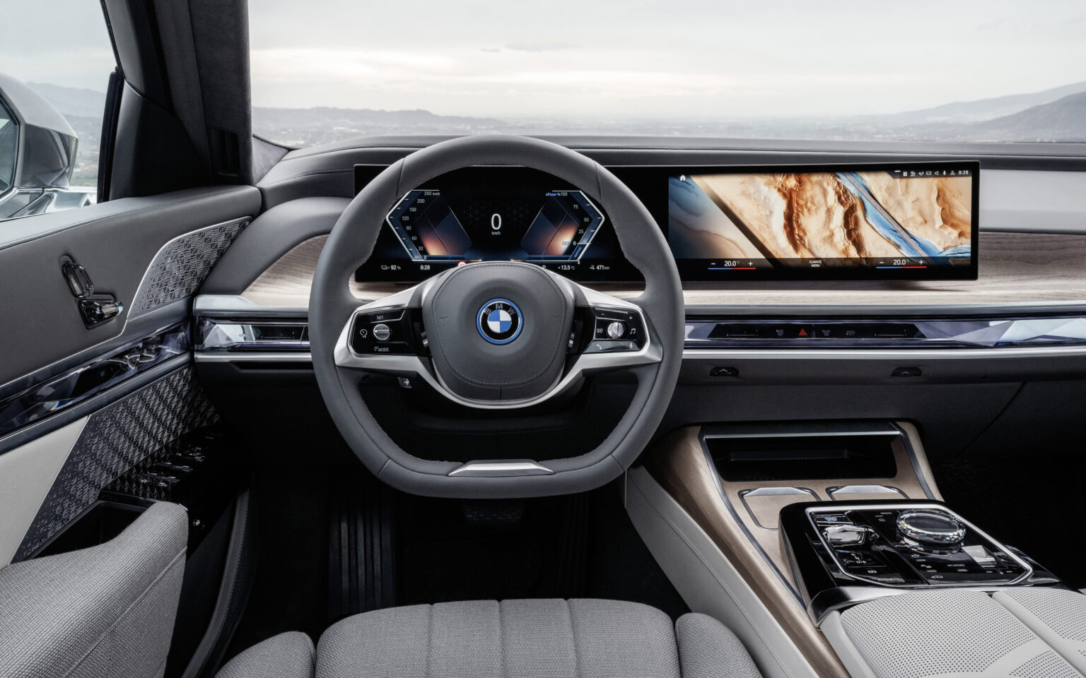 2024 BMW i7 Interior Image 3