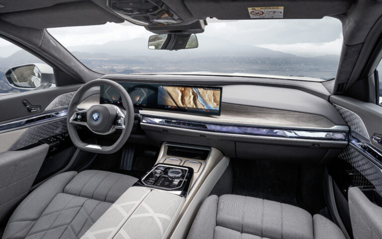 2024 BMW i7 eDrive50 Interior Images