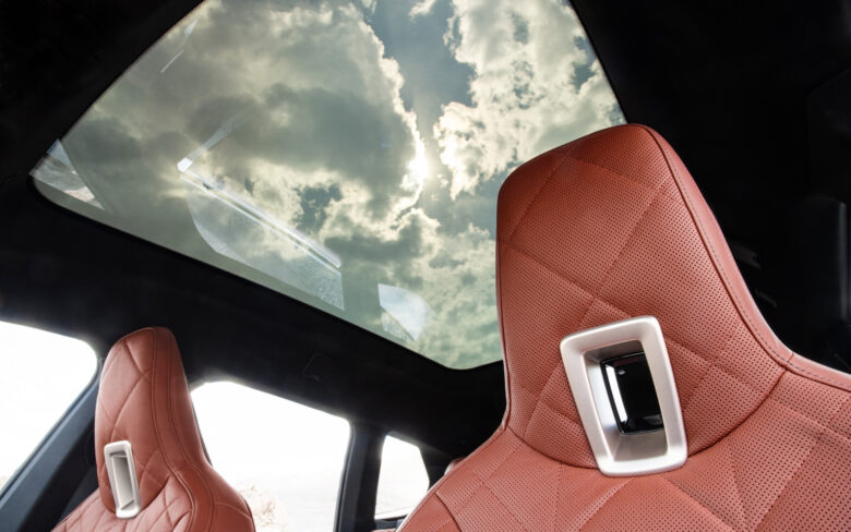2024 BMW iX Interior Image 8