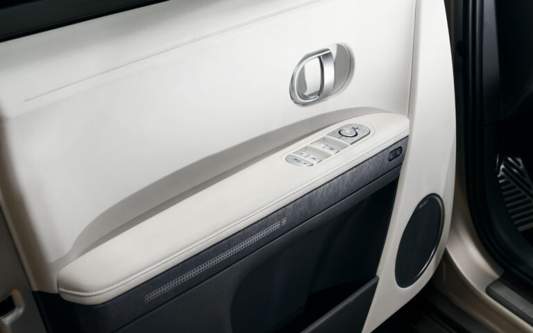 2024 Hyundai Ioniq 5 Limited AWD Interior Images