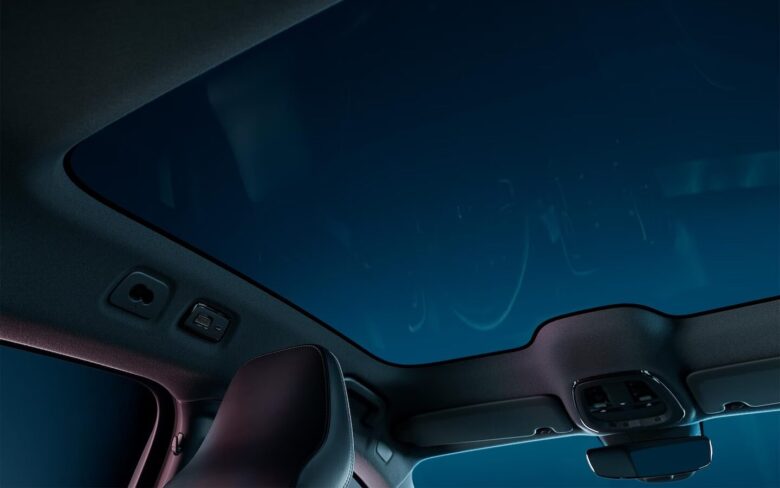 2024 Volvo C40 Recharge Interior Image 9