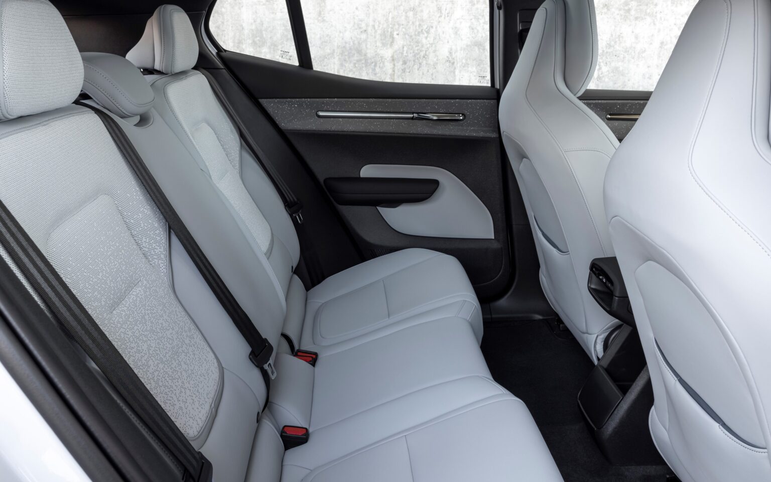2024 Volvo EX30 Interior Image 10