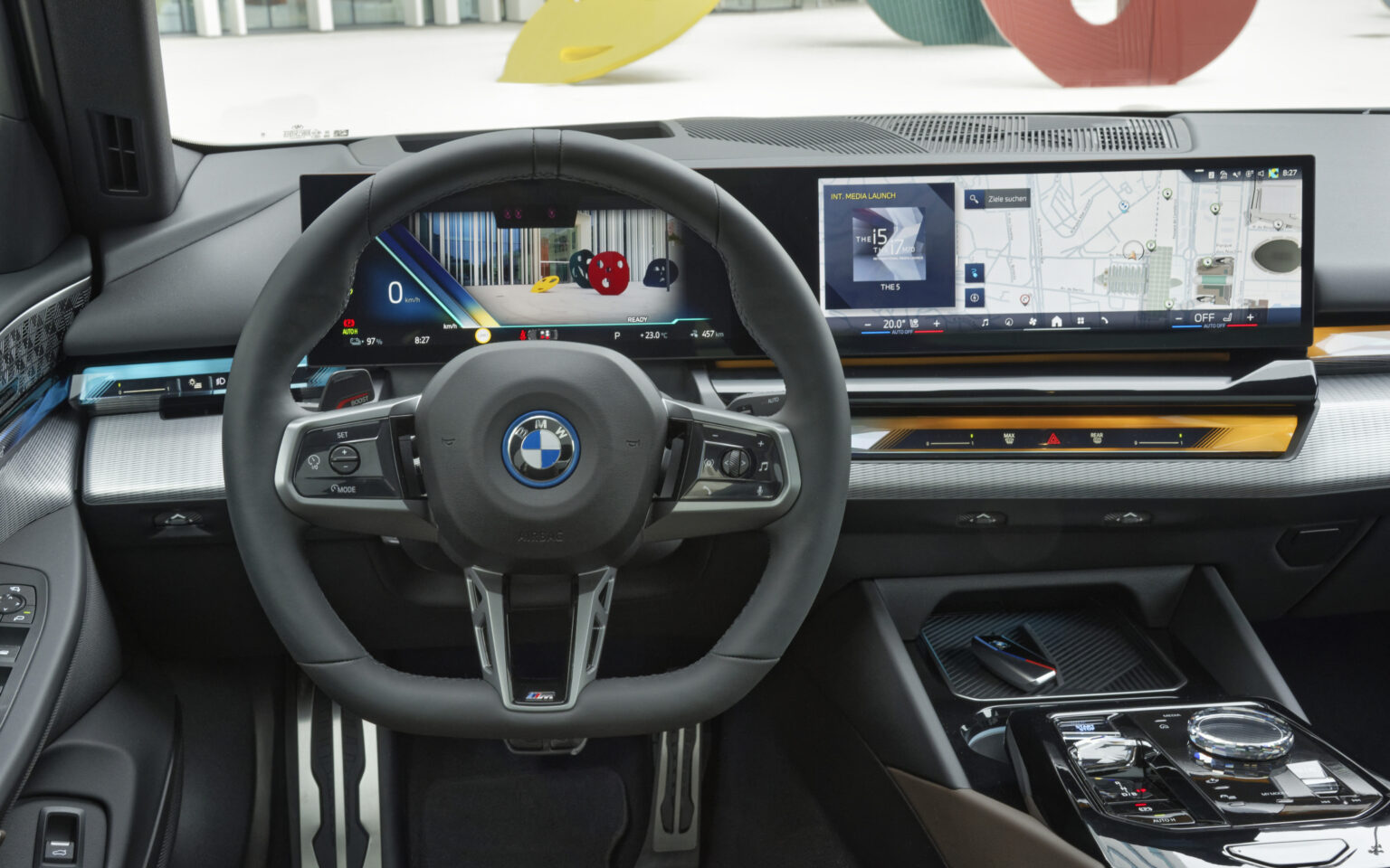 BMW i5 BMW financial report interior image 2