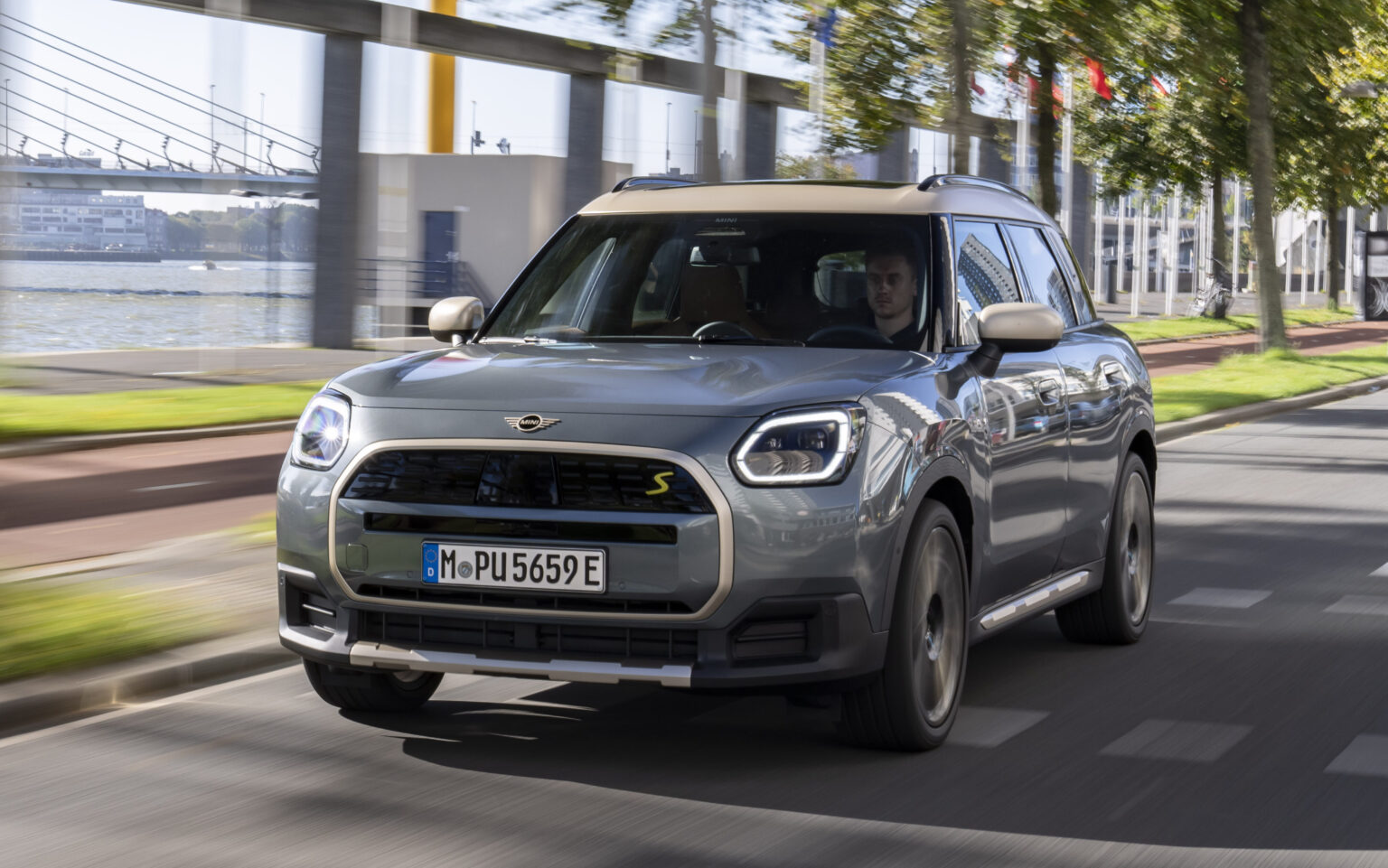 best small electric suv countryman 1