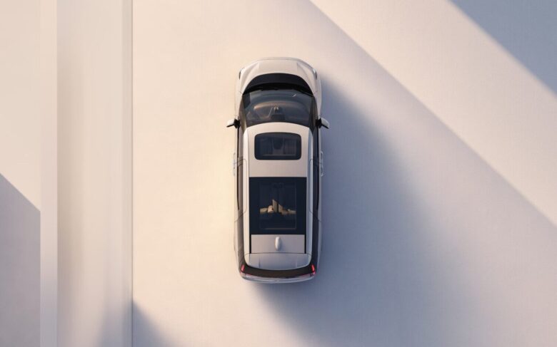Volvo EM90 Debut exterior image 6