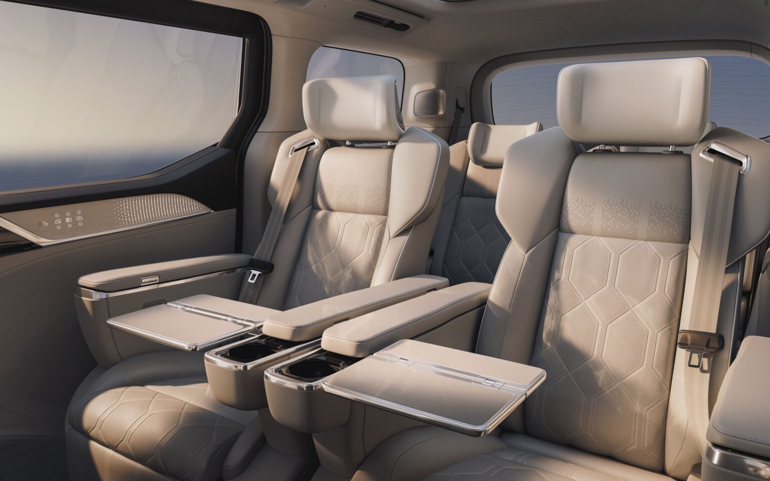 2024 Volvo EM90 Interior Image 9