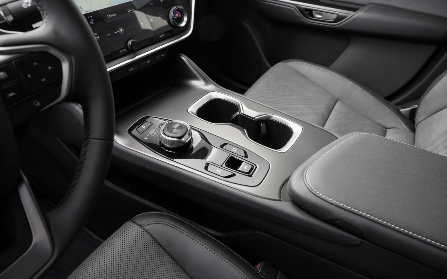 2024 Lexus RZ 450e Interior Image 7