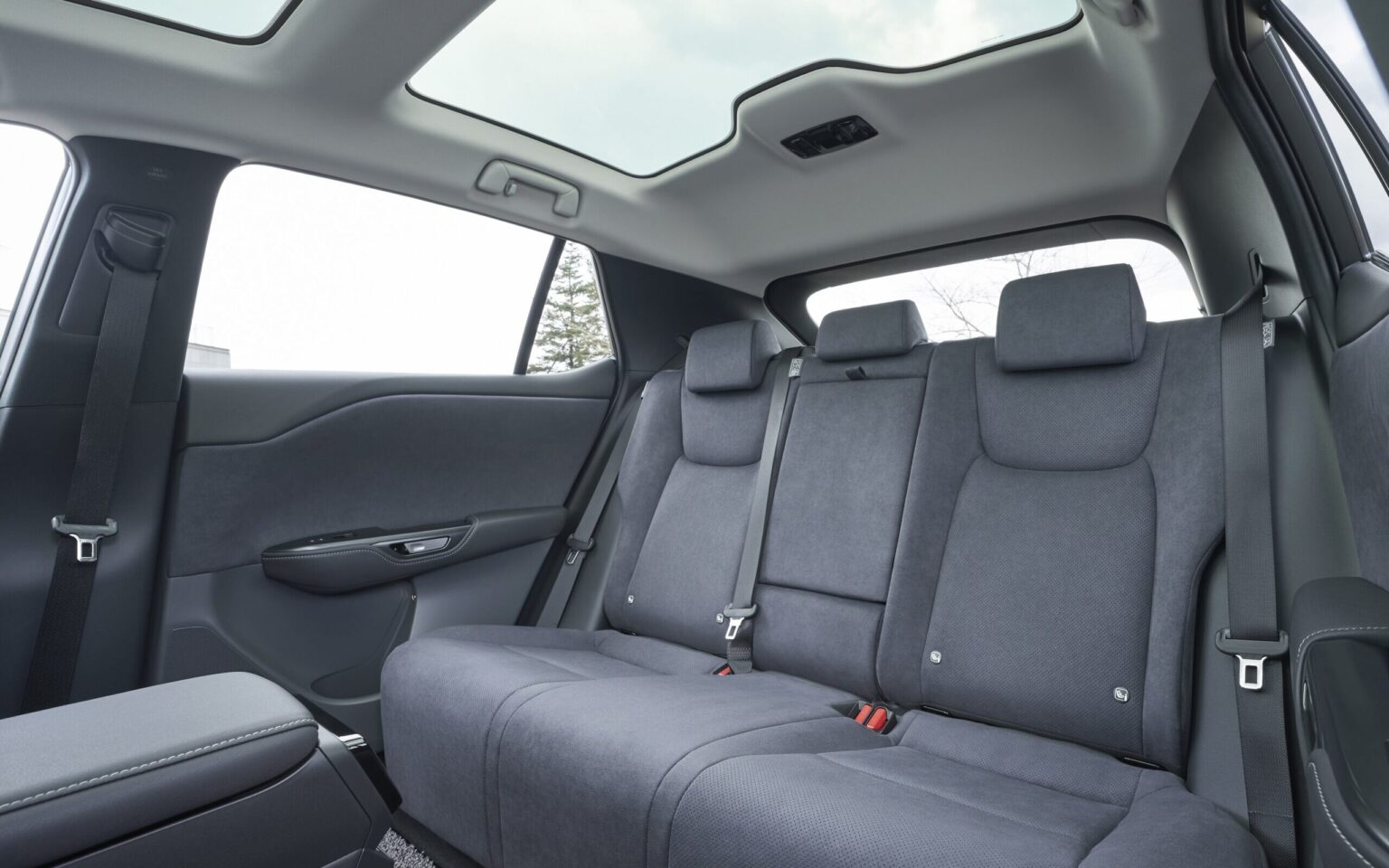 2024 Lexus RZ 450e Interior Image 17