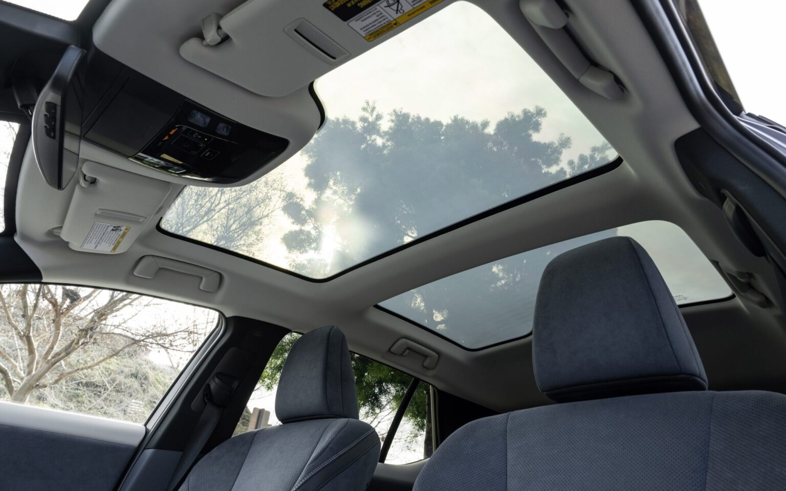 2024 Lexus RZ 450e Interior Image 16