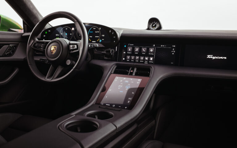 2024 Porsche Taycan Cross Turismo Turbo Cross Turismo Interior Images