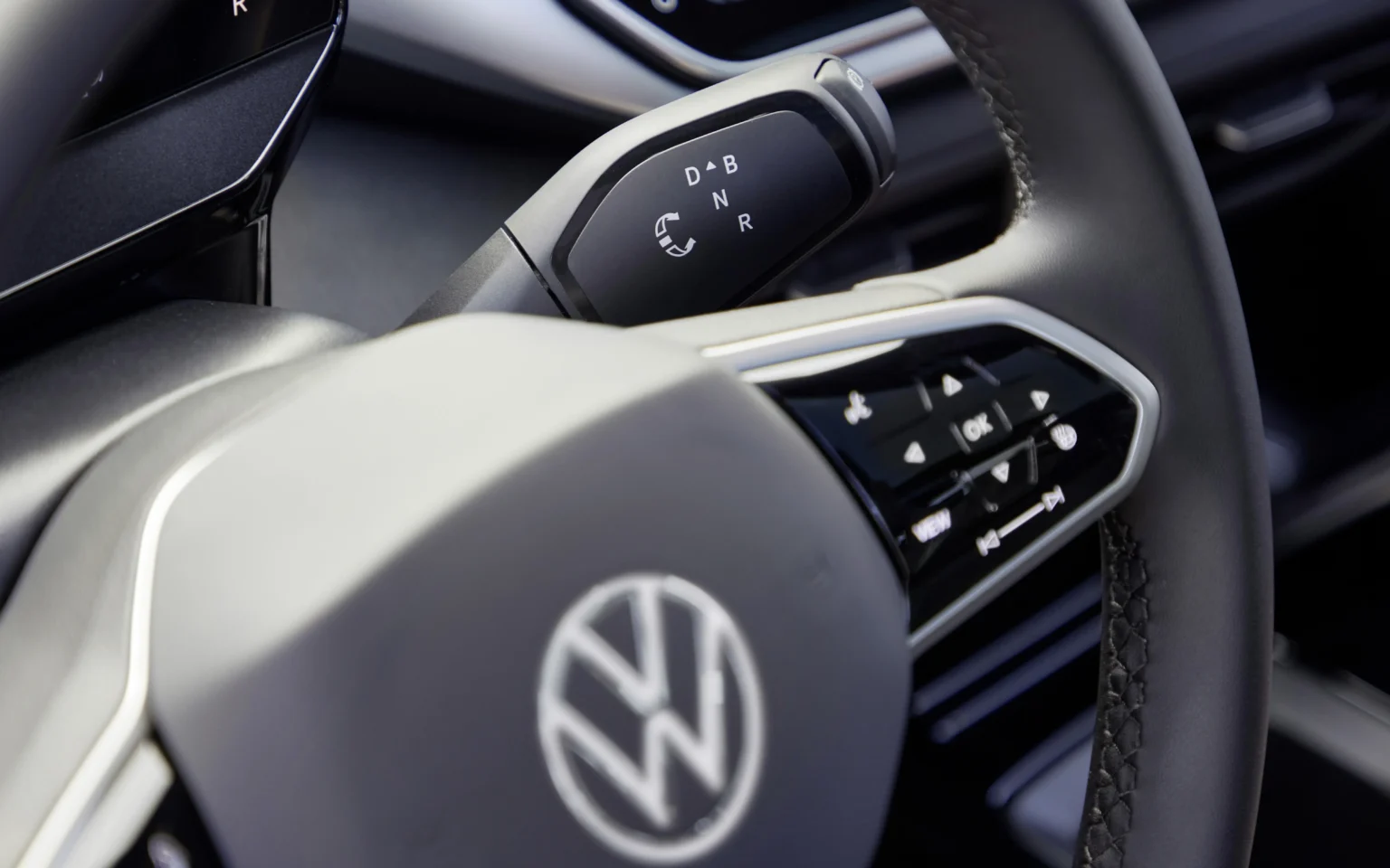 2024 Volkswagen ID.4 Interior Image 2