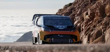 Ford SuperVan Pikes Peak Race: A Thrilling Debut at the Legendary Hillclimb