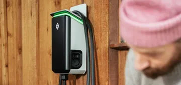 R1T Bonus: Rivian&#8217;s Free Wall Charger Special Offer