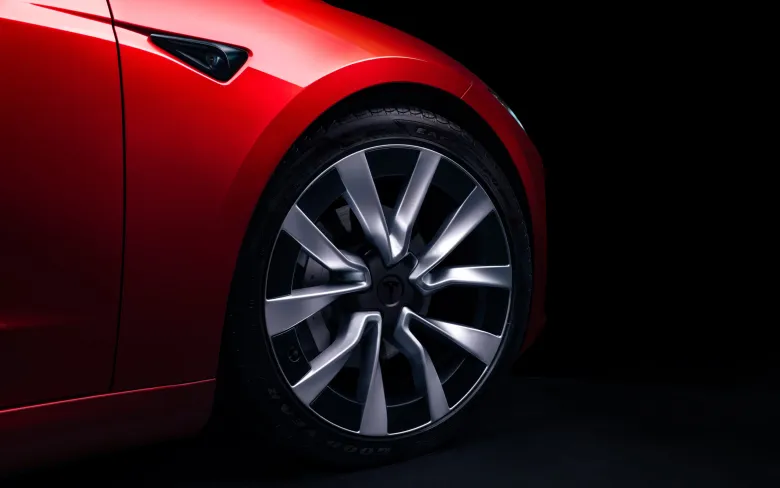 2024 Tesla Model 3 Exterior Image 9