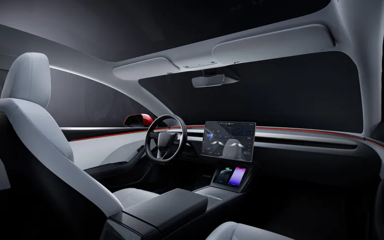 2024 Tesla Model 3 Interior Image 2