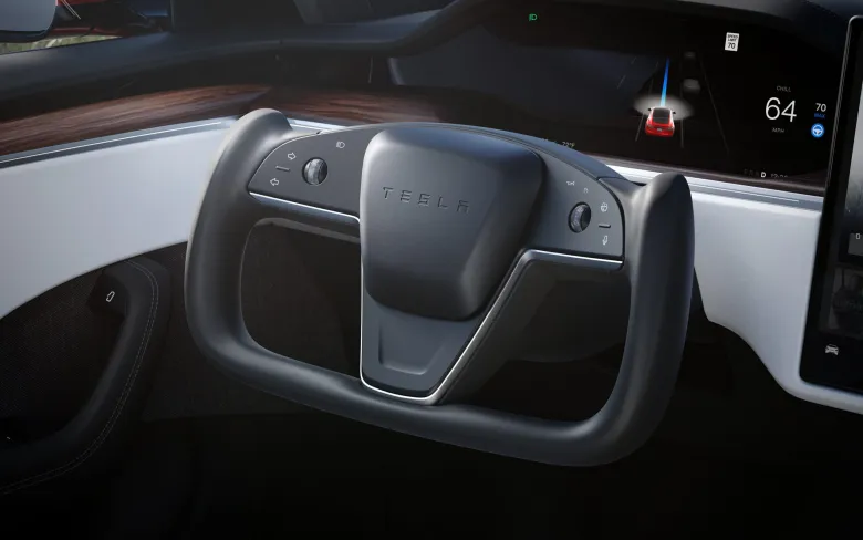 2024 Tesla Model S Plaid Interior Images