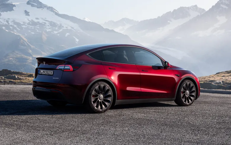 2024 Tesla Model Y Exterior Image 5