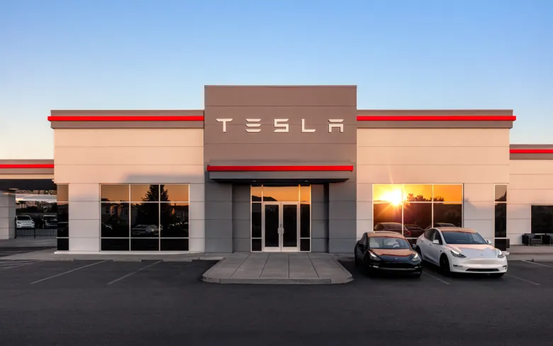 electric car companies tesla factory (1)