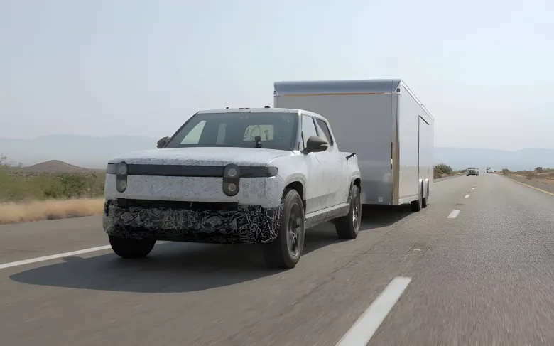 Cheapest Electric Trucks towing rivian r1t (3)