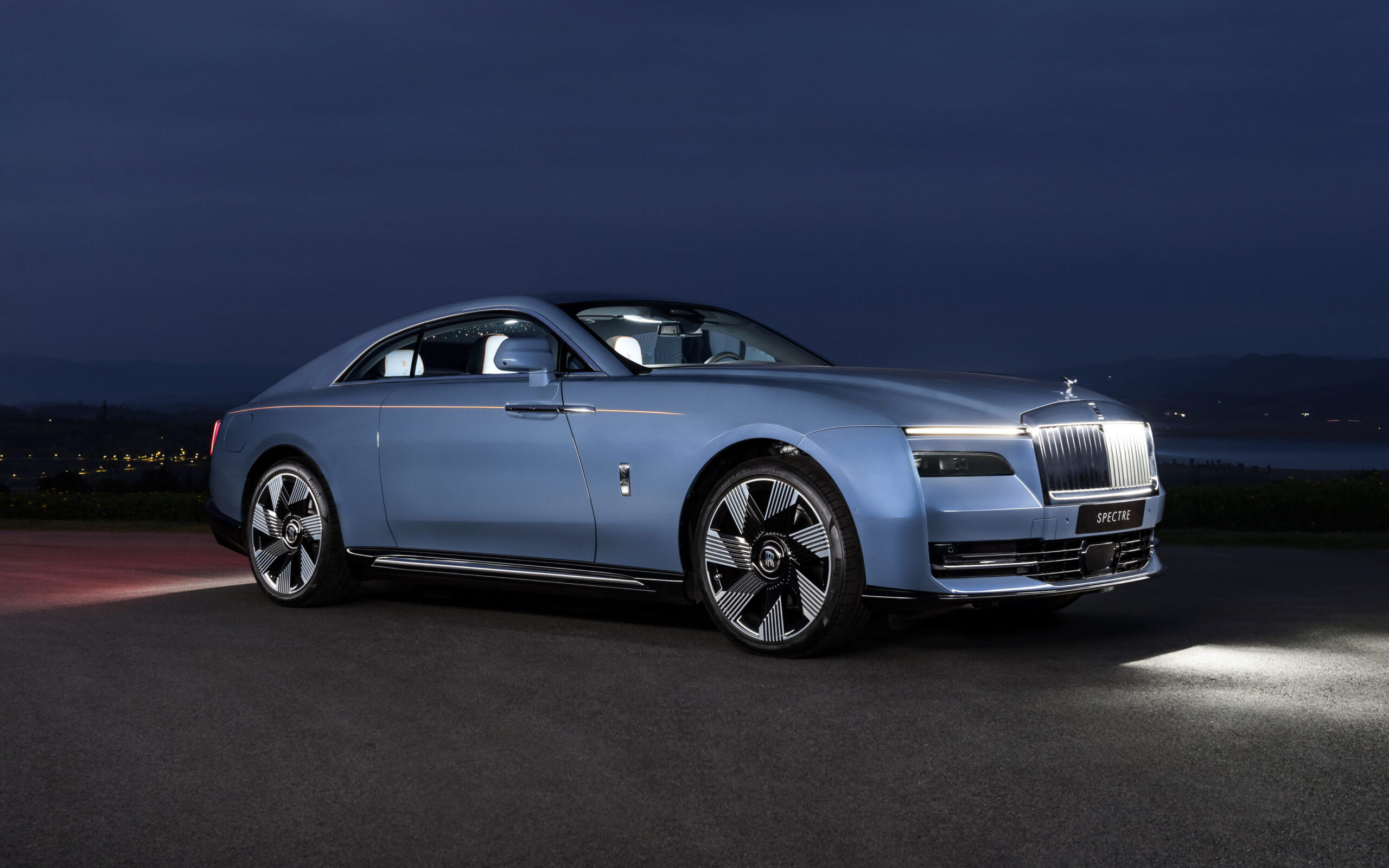 2024 Rolls-Royce Spectre Exterior Image 22