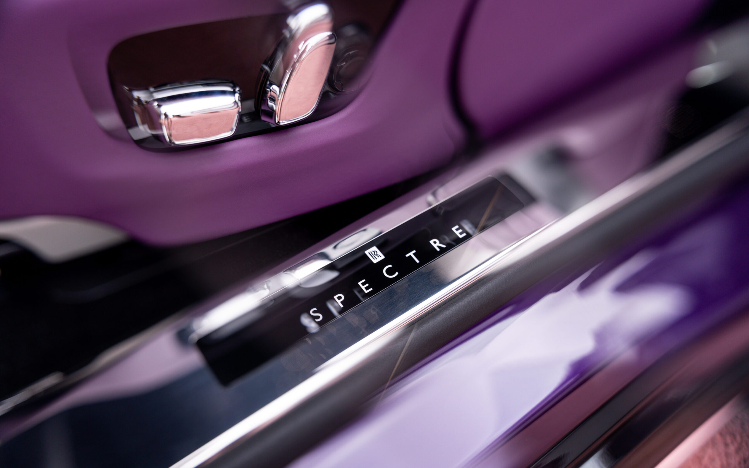 2024 Rolls-Royce Spectre Interior Image 27