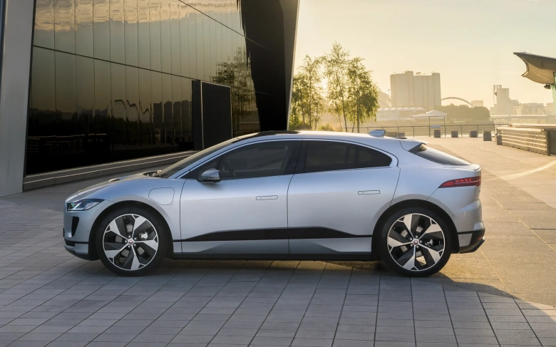 cheapest used electric cars I-pace (4)