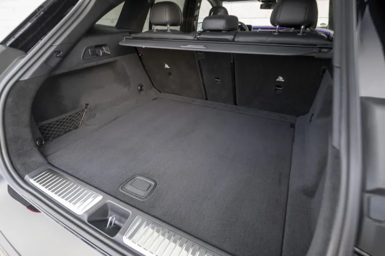 2023 Mercedes EQE SUV Interior Image 5