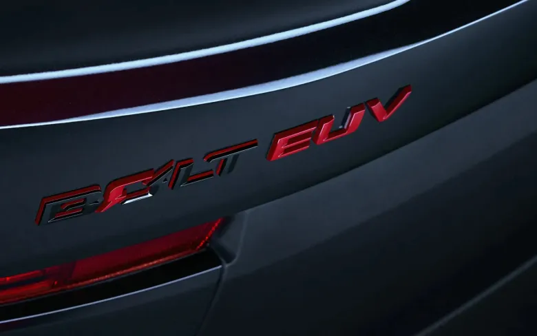 2024 Chevrolet Bolt EUV Exterior Image 21