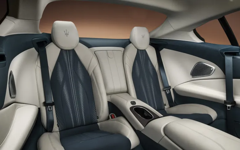2024 Maserati GranTurismo Folgore Interior Image 12