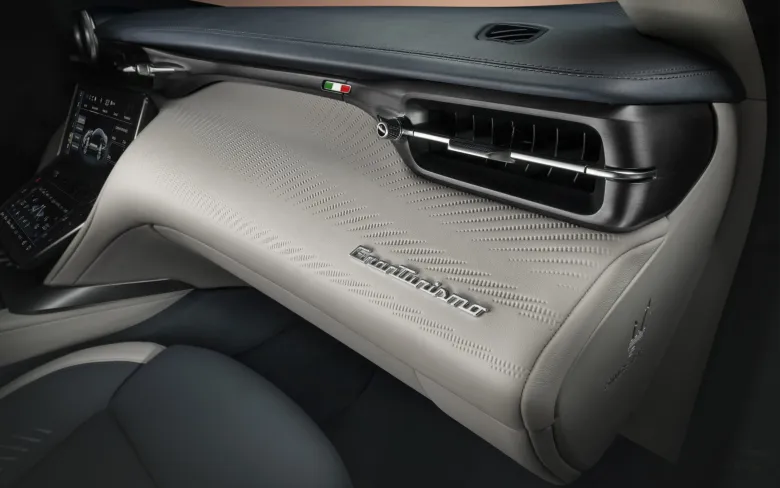 2024 Maserati GranTurismo Folgore Interior Image 18