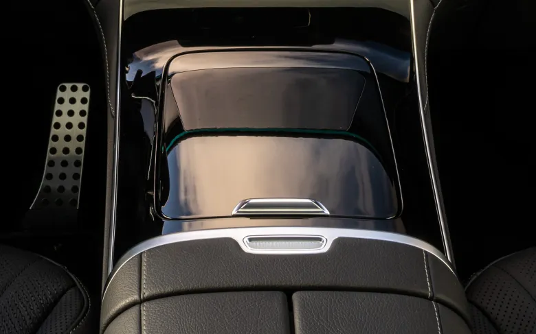 2024 Mercedes EQE SUV Interior Image 7