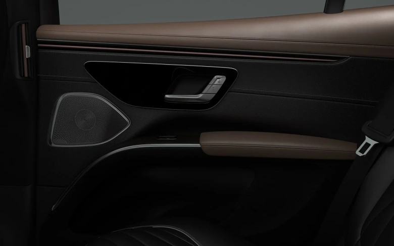 2024 Mercedes EQS SUV Interior Image 10