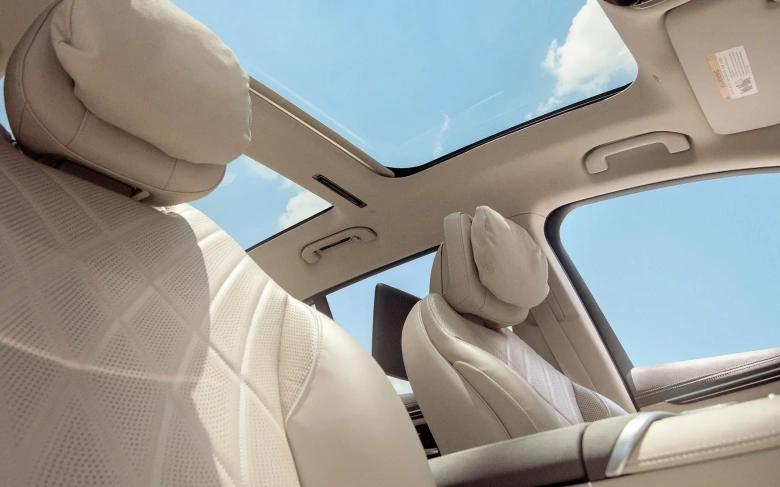 2024 Mercedes EQS SUV Interior Image 7