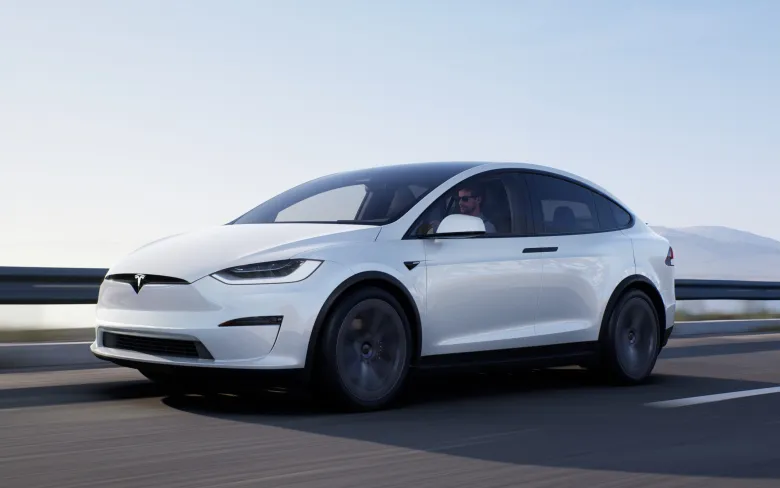 2024 Tesla Model X Exterior Image 1