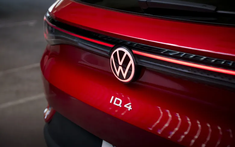 2023 Volkswagen ID.4 lease deal image 4