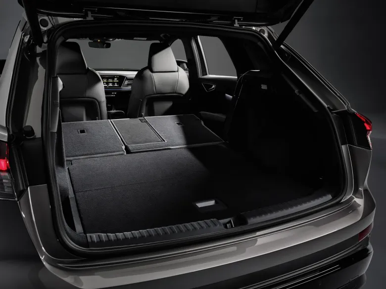 2024 Audi Q4 e-tron Interior Image 11