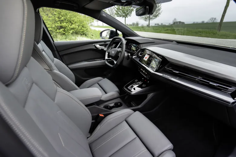 2024 Audi Q4 e-tron Interior Image 2