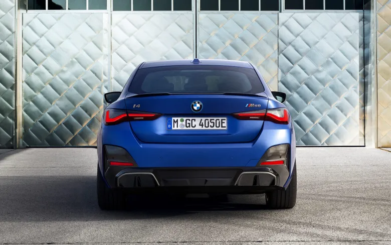 2024 BMW i4 lease deal image 6