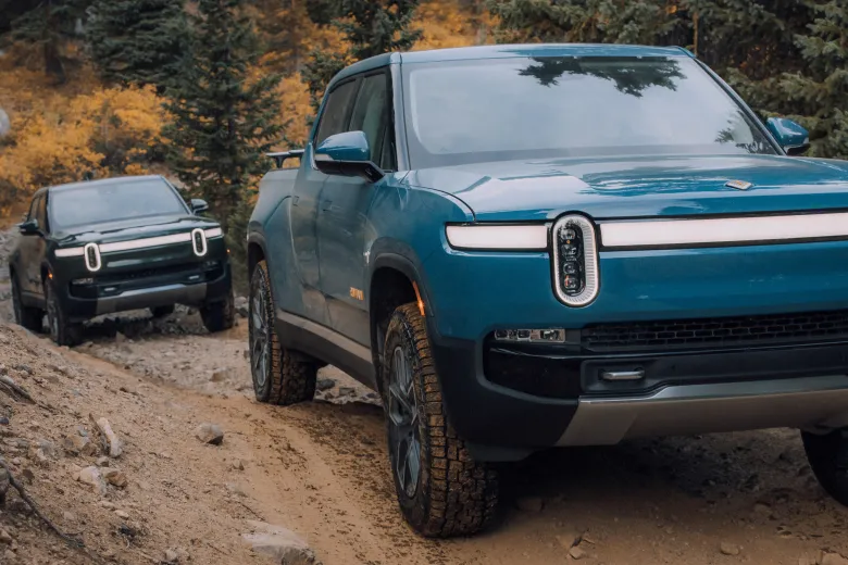 best used electric cars Rivian R1T (18)