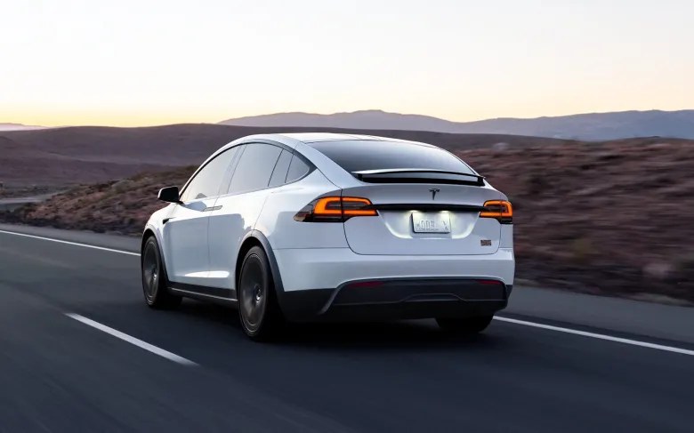 Tesla Model X lease deal image 6