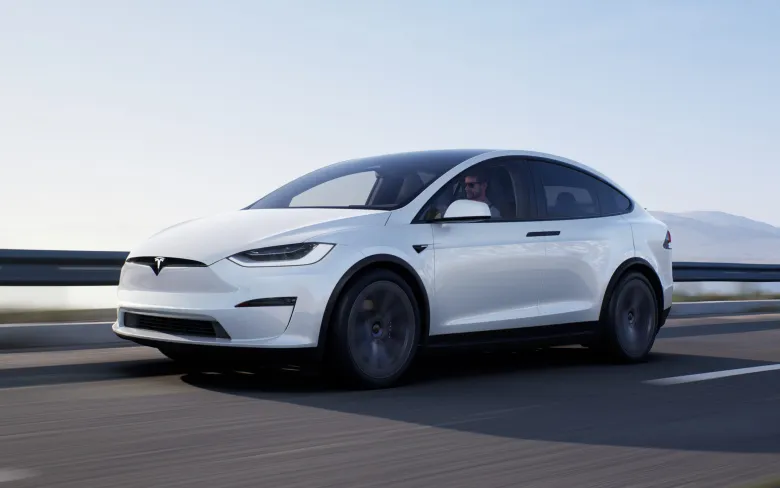Tesla Model X lease deal image 4