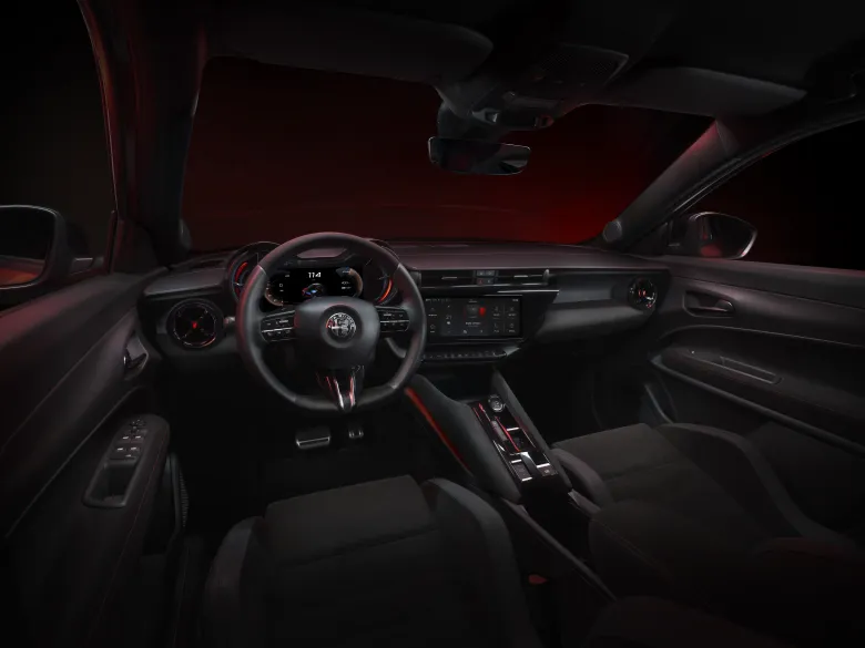 2024 Alfa Romeo Junior Interior Image 2