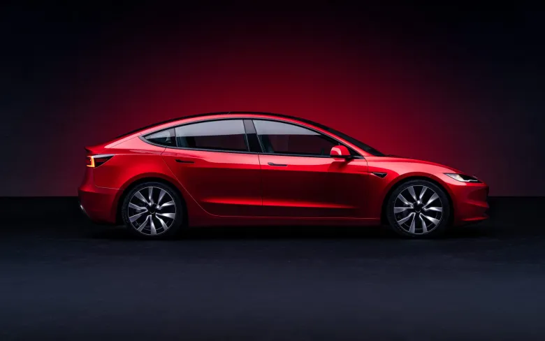 image 3 2024 Tesla Model 3 Performance