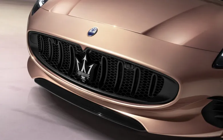 2025 Maserati GranCabrio Folgore Exterior Image 20