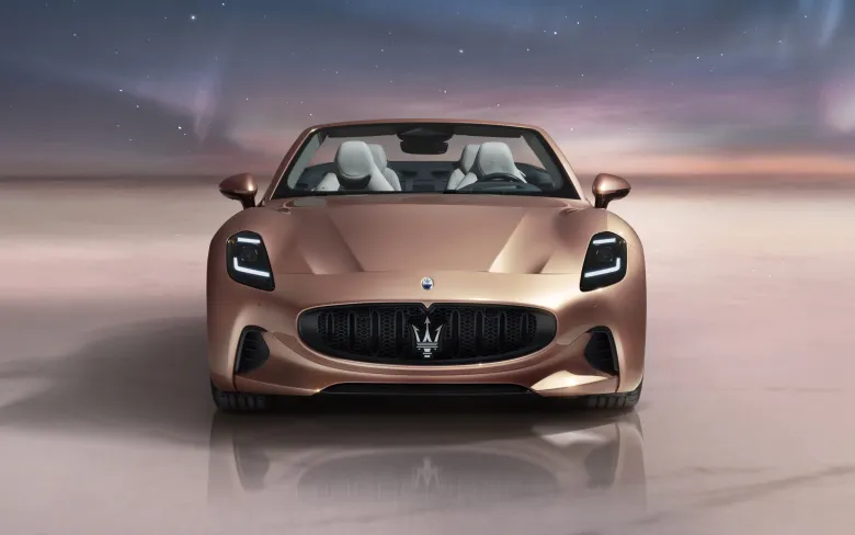 2025 Maserati GranCabrio Folgore Exterior Image 4